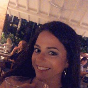 Meet your Posher, Alicia